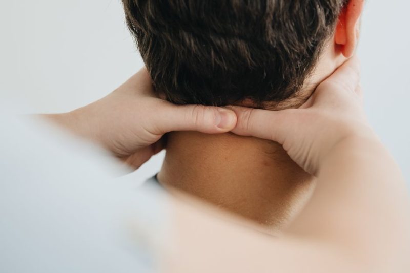 Best Chiropractic Care for Neck Pain in Naples 2026: Top Providers Ranked